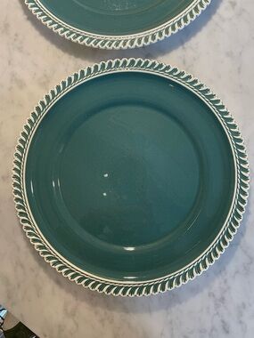 2 Harkerware Corinthian Dark Teal Green Ceramic 10.5" Dinner Plates Dishes